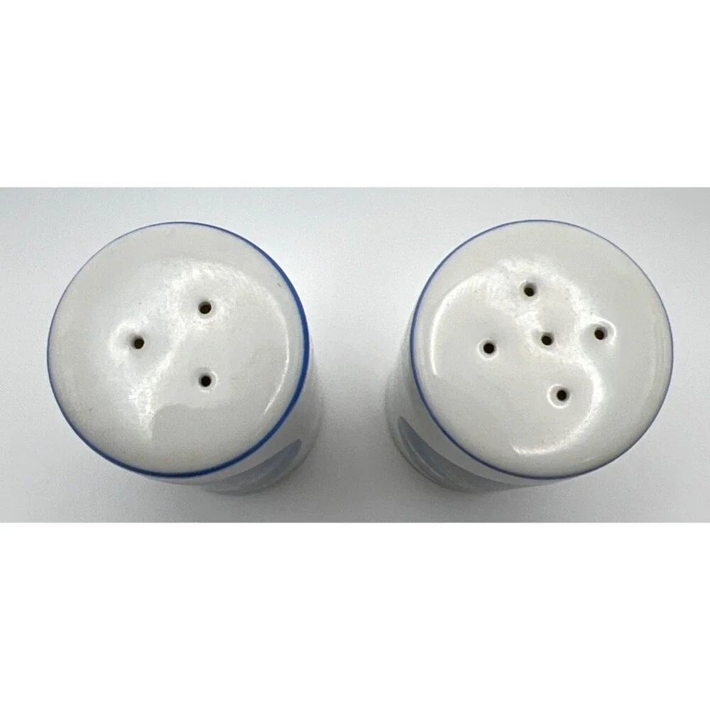 Vintage 1987 Disney Japan MGM Studios Salt & Pepper Shakers Great Condition!